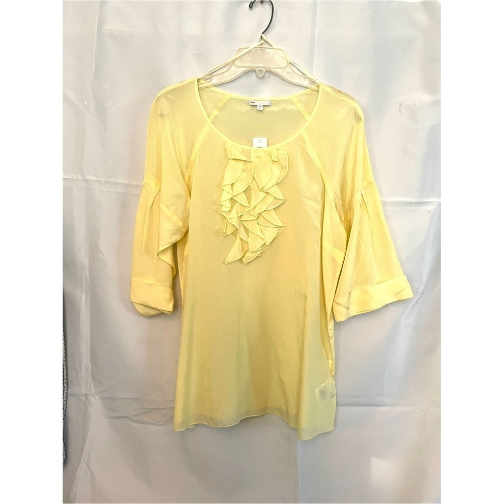 GAP Light Butter Cream Light Yellow Ruffle Front Blouse Cotton Silk Feminine